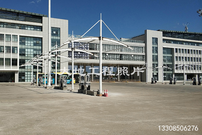 20210520_廣東茂名充電站開始安裝_2.jpg 20210520_廣東茂名充電站開始安裝_2.jpg