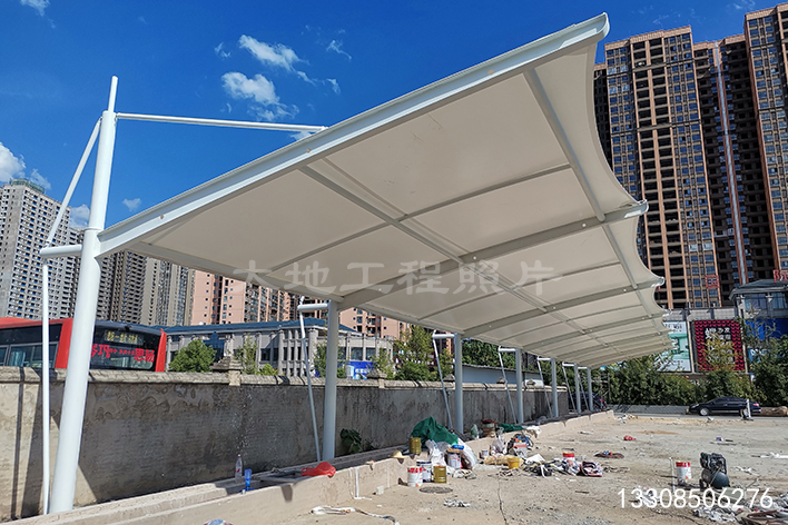 2023年9月16日，貴州岑鞏客運站充電站雨棚順利竣工